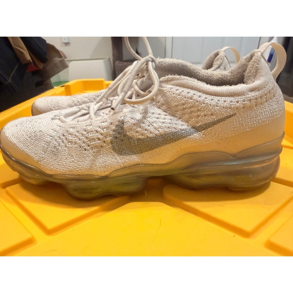 Nike Air VaporMax 2023 Flyknit Oatmeal Sail Womens Running Shoes FD3148-002 9.5